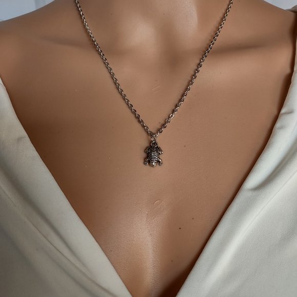 Rag Frog Revival Tiny frog pendant necklace 18" - Picture 2 of 3